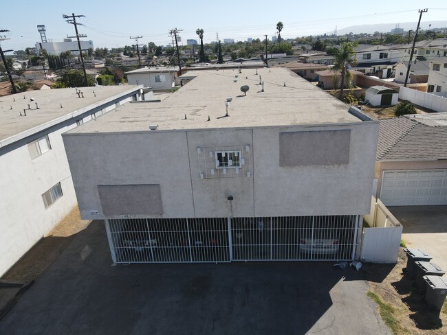 1108 W 166th St in Gardena, CA - Building Photo - Building Photo