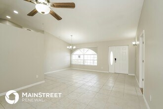 1206 SW 10th Terrace in Cape Coral, FL - Foto de edificio - Building Photo