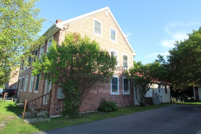 47-49-49 South St in Rollinsford, NH - Building Photo - Building Photo