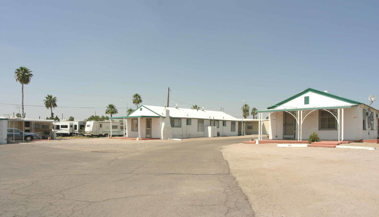 Copa Mobile Home Park in Mesa, AZ - Foto de edificio