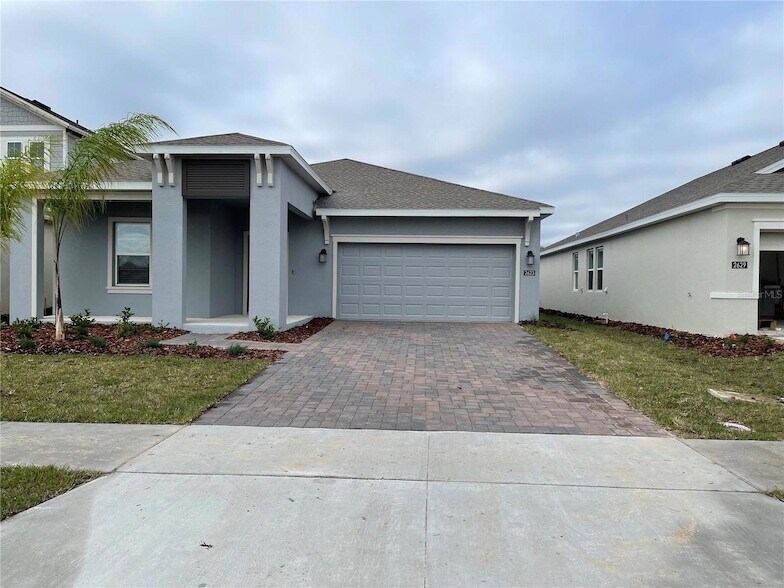 2623 Runners Cir in Clermont, FL - Building Photo