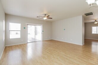 10457 E Birchwood Ave in Mesa, AZ - Building Photo - Building Photo
