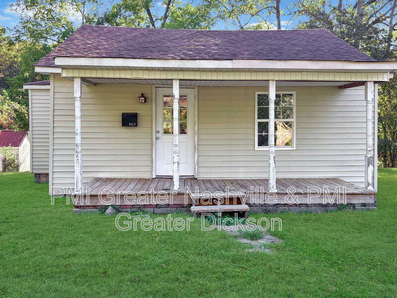 7959 Maple St in Lyles, TN - Building Photo