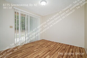8775 Springridge Rd NE in Bainbridge Island, WA - Building Photo - Building Photo