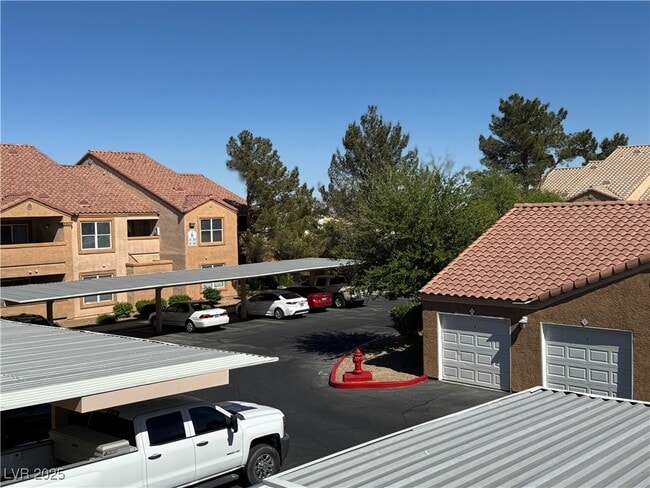 property at 1150 N Buffalo Dr