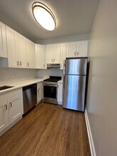 1601 W Thome Ave, Unit 3I in Chicago, IL - Building Photo - Building Photo