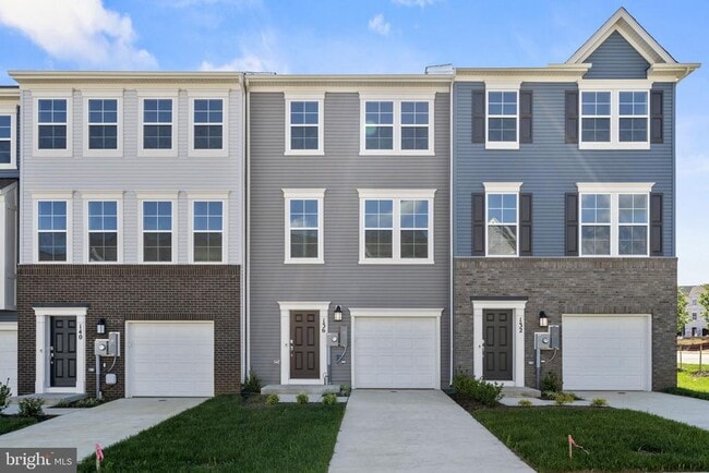 property at 136 Winterplace Dr