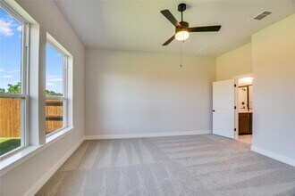 108 Rocking Chair Dr in Georgetown, TX - Building Photo - Building Photo