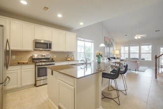 15 Tealight Pl in Tomball, TX - Building Photo - Building Photo