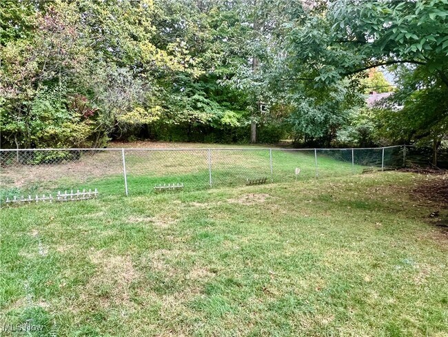 2331 Milton Rd in University Heights, OH - Building Photo - Building Photo