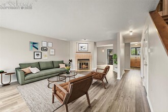 920 London Green Way in Colorado Springs, CO - Building Photo - Building Photo