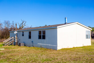 141 County Rd 4357 in Mount Pleasant, TX - Building Photo - Building Photo