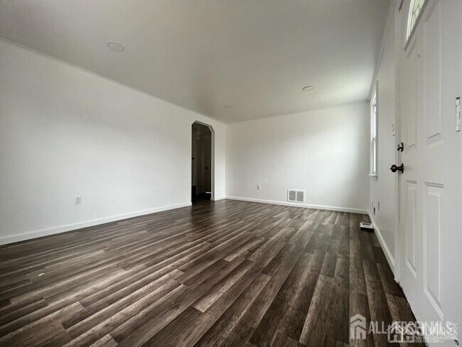 44 St Ann St in Carteret, NJ - Building Photo - Building Photo