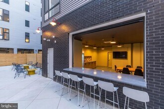 629 W Girard Ave in Philadelphia, PA - Building Photo - Building Photo