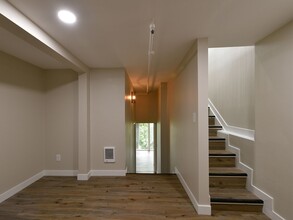 2132-2134-2134 NW Aspen Ave in Portland, OR - Foto de edificio - Building Photo