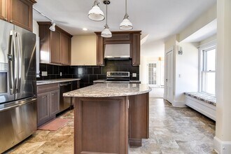 110 Main St in Hopkinton, MA - Building Photo - Building Photo