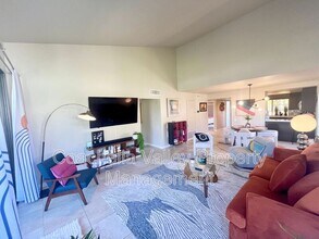 1310 Campeon Cir in Palm Springs, CA - Building Photo - Building Photo