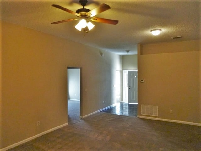 1157 Windy Willows Dr in Jacksonville, FL - Building Photo - Building Photo