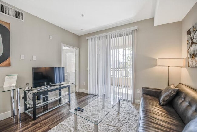 2230 Qualcomm Way in San Diego, CA - Building Photo - Building Photo