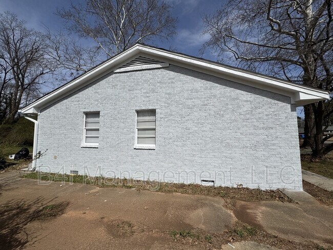 4507 Glade Rd in Forest Park, GA - Building Photo - Building Photo