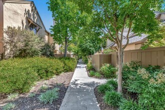 2032 Donovan Ct in San Jose, CA - Building Photo - Building Photo