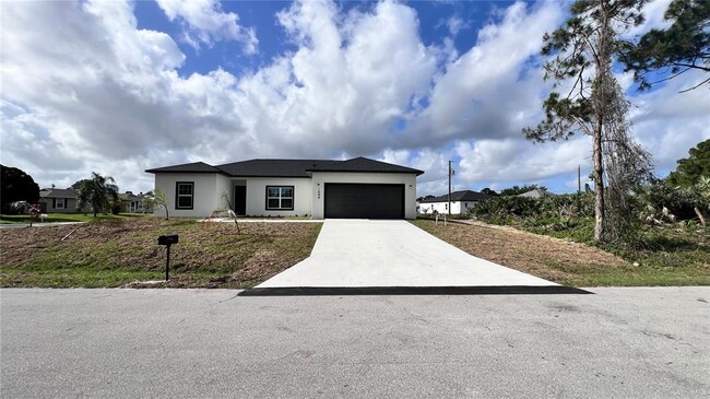 1294 San Matio St in Palm Bay, FL - Foto de edificio - Building Photo