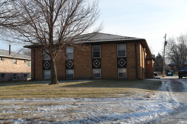 201 NW College Ave in Ankeny, IA - Building Photo - Building Photo