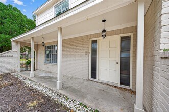 5414 Spanish Oak Dr in Houston, TX - Building Photo - Building Photo