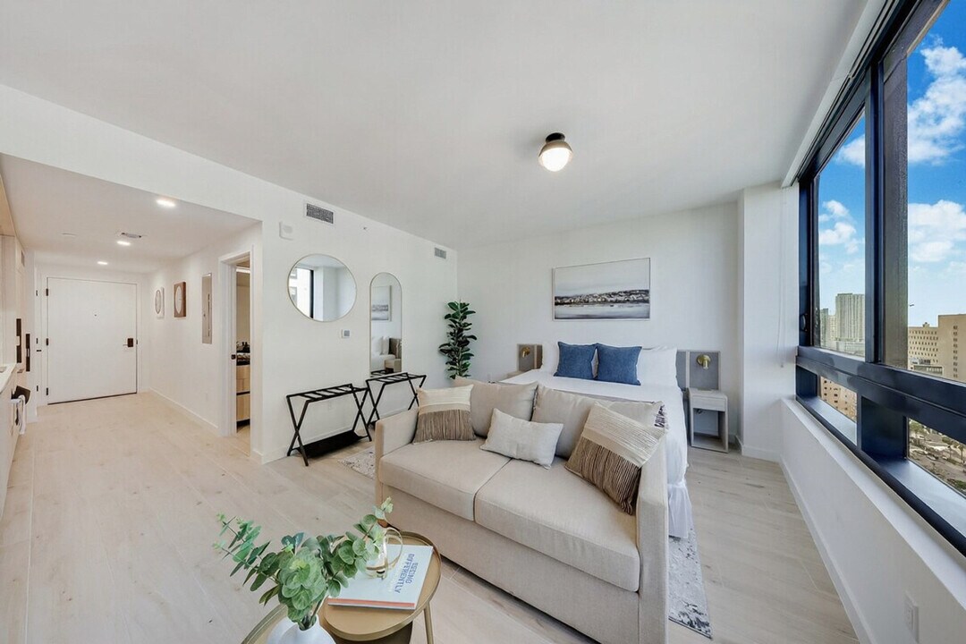 36 NE 2nd St, Unit SI ID1473314P in Miami, FL - Foto de edificio