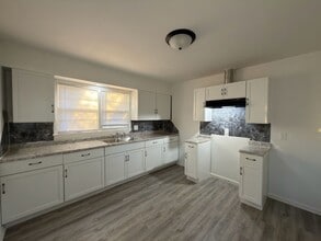 312 Hill St in Oakland, IA - Building Photo - Building Photo