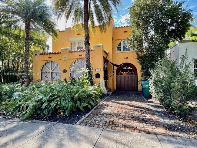 168 NE 44th St in Miami, FL - Building Photo - Building Photo