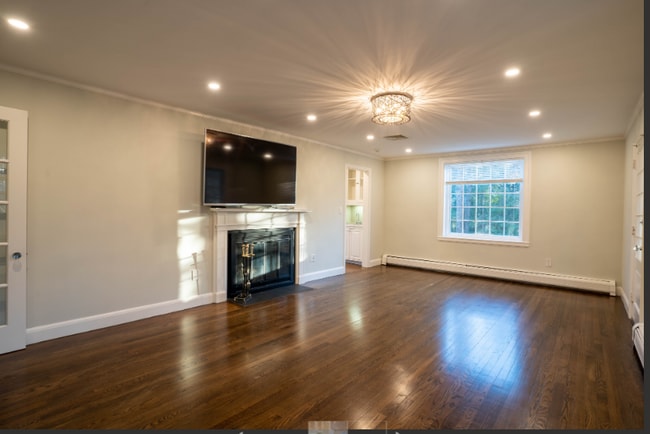 property at 40 Puddingstone Ln