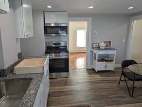 47 Orchard St in Medford, MA - Building Photo - Building Photo