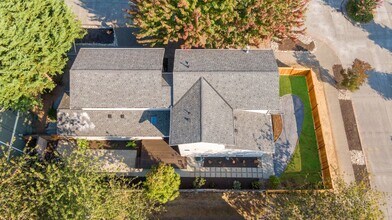 8617 Linden Ave N in Seattle, WA - Building Photo - Building Photo