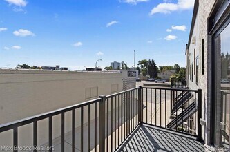 105 Laurel Ct in Royal Oak, MI - Building Photo - Building Photo