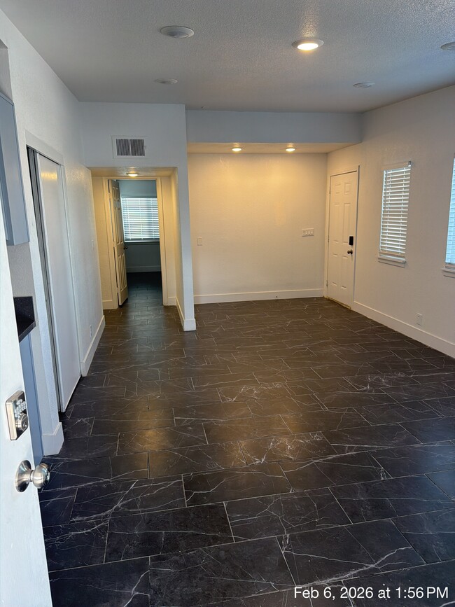 2812 Richfield Blvd in Las Vegas, NV - Building Photo - Building Photo