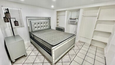 48 SW 14th St in Dania Beach, FL - Building Photo - Building Photo