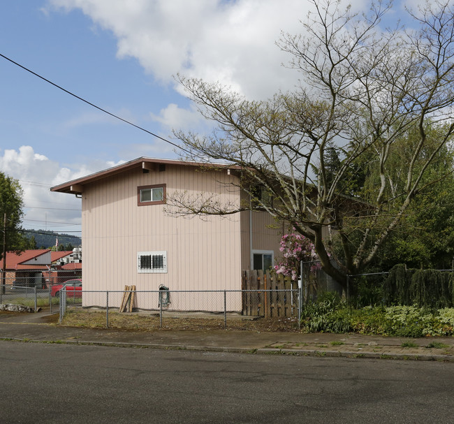 4309 N Montana Ave in Portland, OR - Building Photo - Building Photo