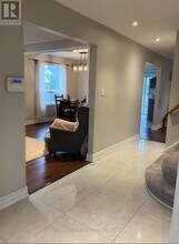 3192 Chamberlain Ct in Mississauga, ON - Building Photo - Building Photo