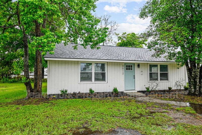 3012 Azalea Dr in North Charleston, SC - Building Photo - Building Photo