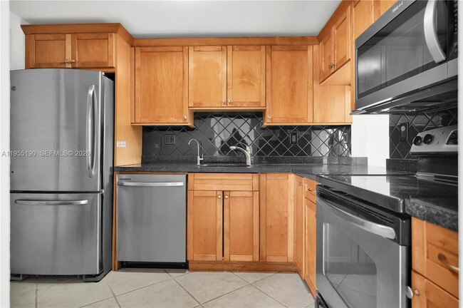 property at 4141 Nautilus Dr