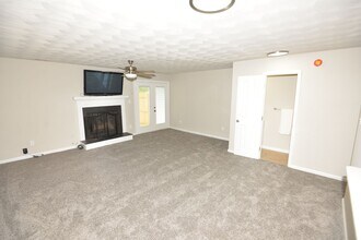 1576 Jameson Dr in Virginia Beach, VA - Building Photo - Building Photo