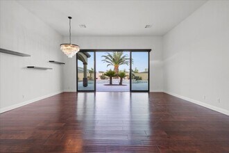 4274 Sharon Lan Cir in Las Vegas, NV - Building Photo - Building Photo