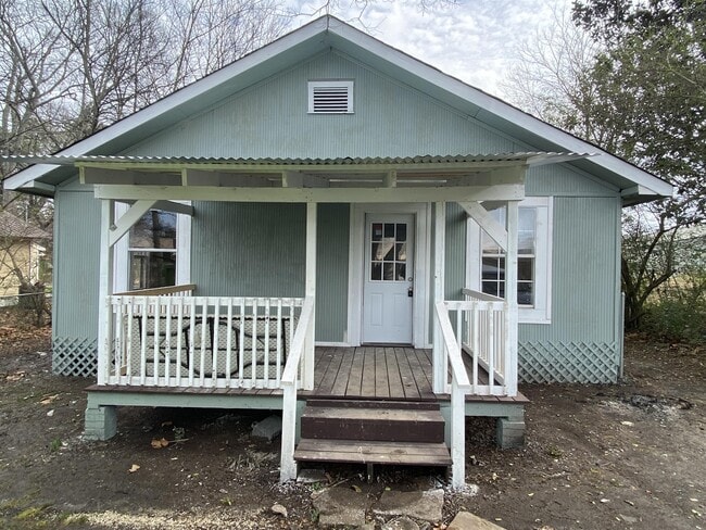 property at 109 N Spring St