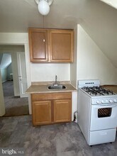 6036 Edmondson Ave in Catonsville, MD - Foto de edificio - Building Photo