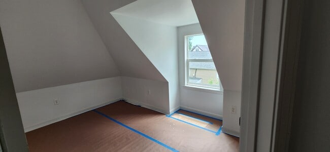 391 Newport Ave in Quincy, MA - Foto de edificio - Building Photo