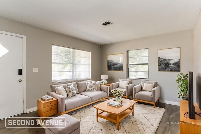 4616 Nelmar Pl in Jacksonville, FL - Foto de edificio - Building Photo