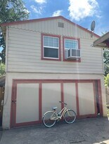 834 Lakeview Dr in Redding, CA - Building Photo