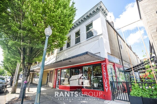 property at 510 4th Ave E