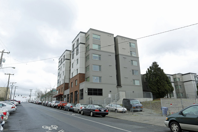 Leschi House in Seattle, WA - Building Photo - Building Photo